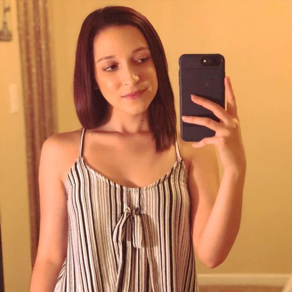 Meet your Posher, Janaya - Picture 1 of 1